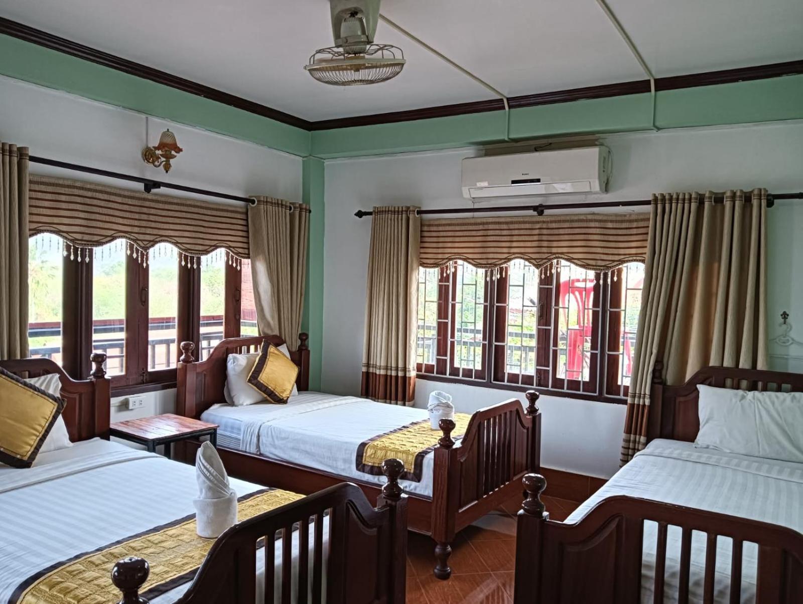 Bountang Mountain View Riverside Hotel Vang Vieng Εξωτερικό φωτογραφία
